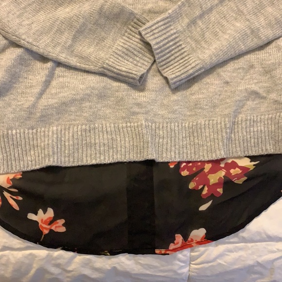 Madison Lilly mixed media sweater - Picture 4 of 9